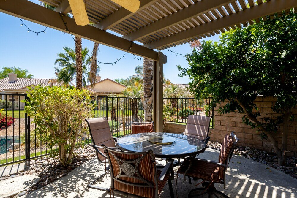 Фото Citrus and Waterfall