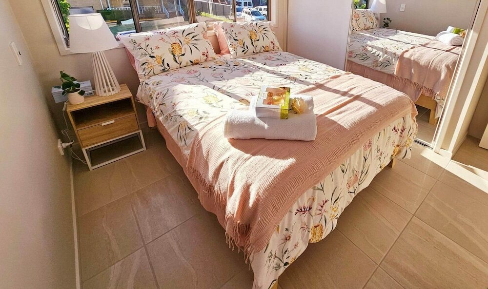 Фото Sunlight Swan