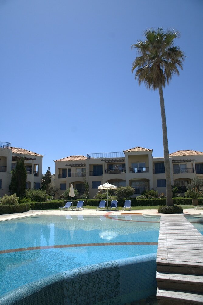 Фото 3-Bedroom Apartment on Beach Cassiopeia