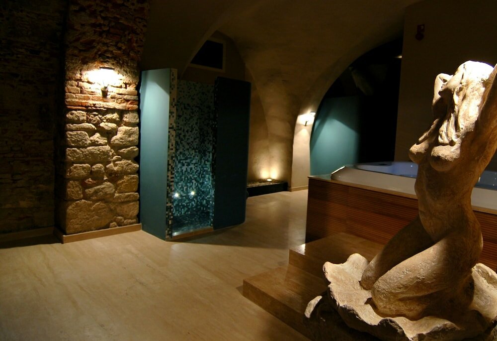 Фото Hotel Mitra