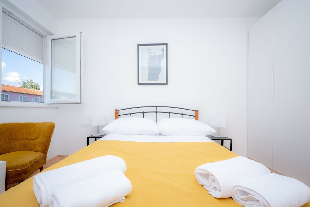 Фото Billie Holiday apartment with balcony