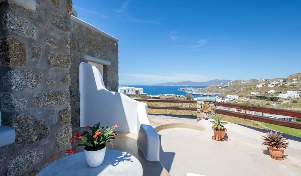 Фото Crystal Suites