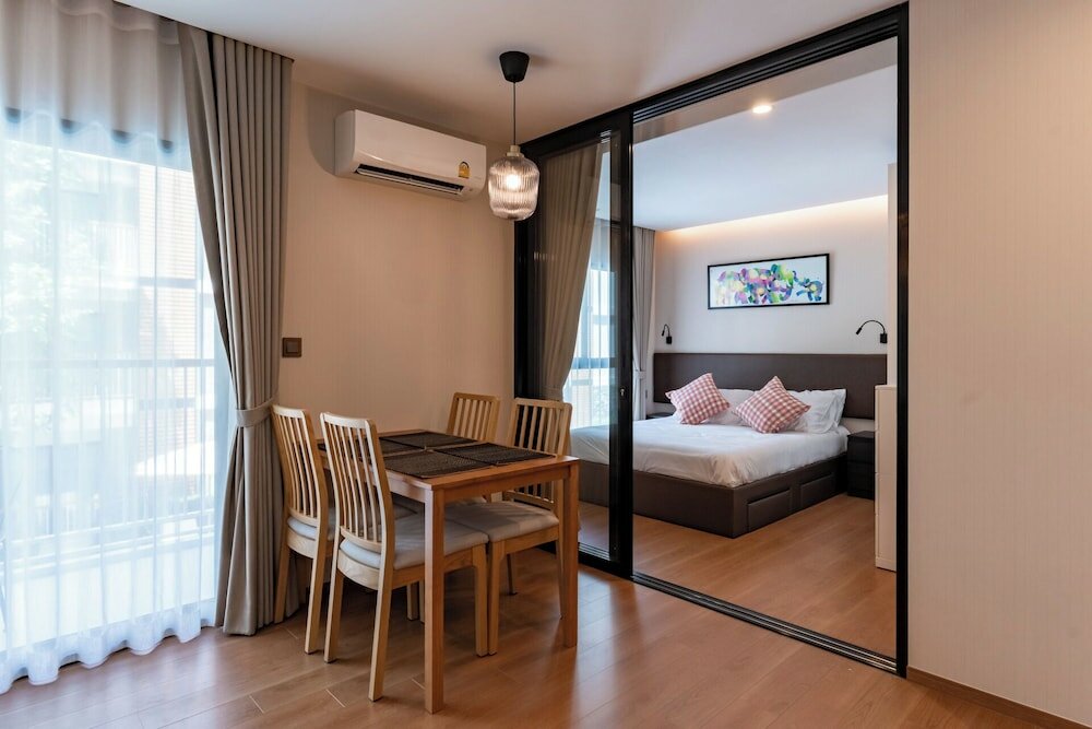 Фото The Title V X203