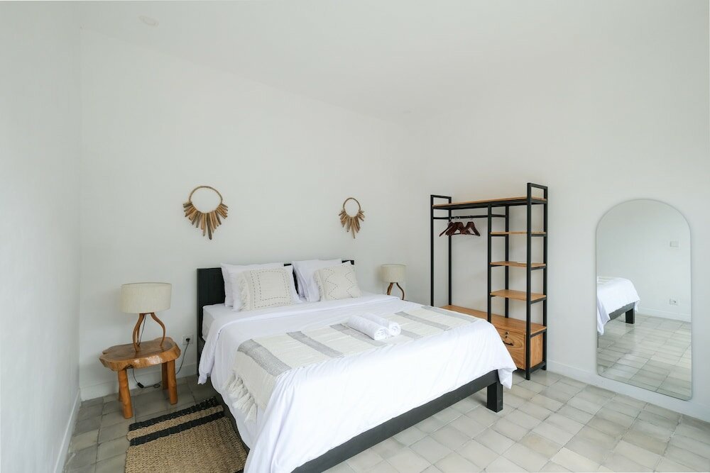 Фото Villa Roman & Alena Canggu