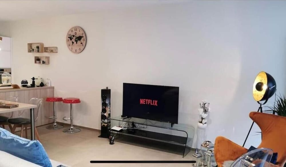 Фото Luxury 1 bedroom with Terrace&Parking