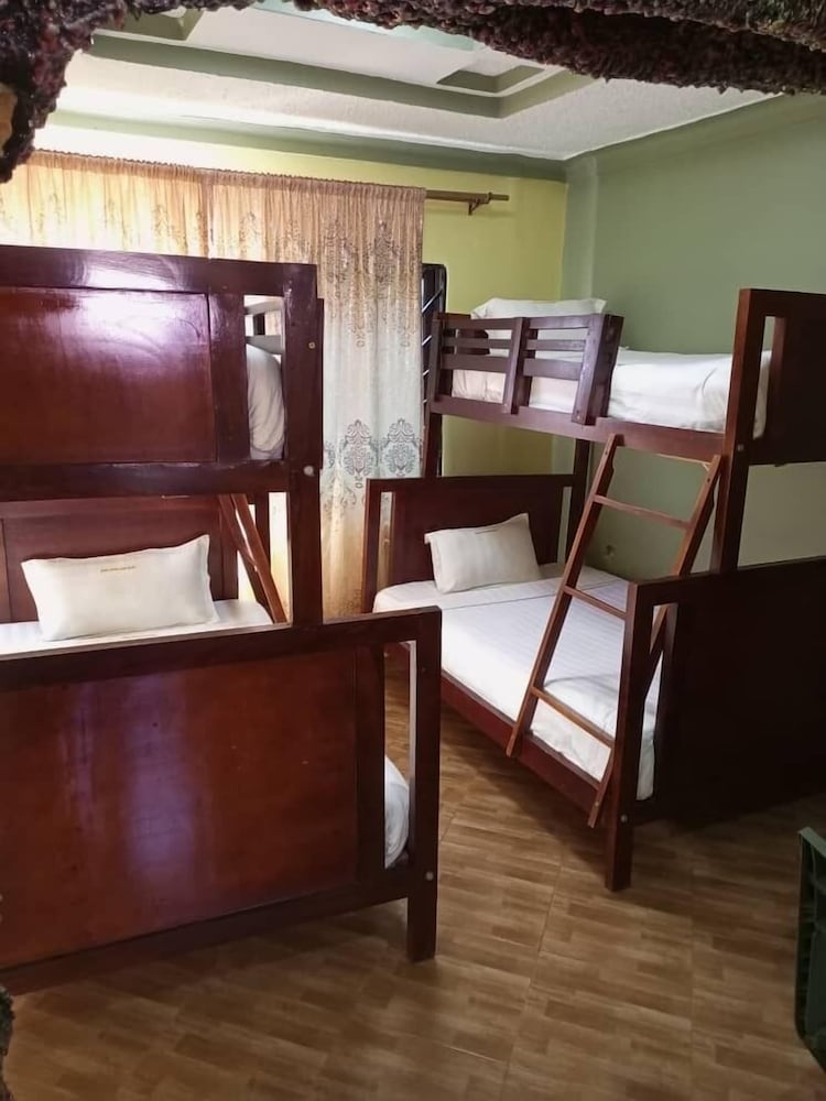 Фото The Spot Hotel