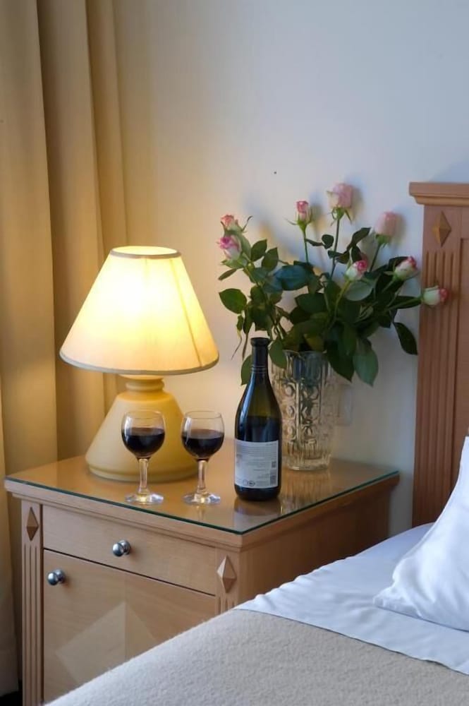 Фото Armon Hayarkon Hotel