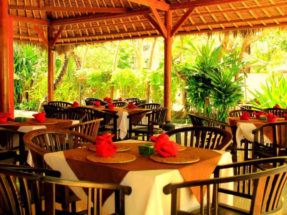 Фото The Benoa Beach Front Villas & SPA