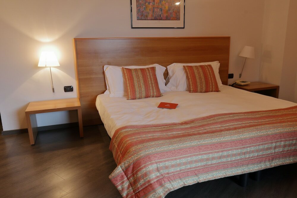 Фото Hotel Romanisio