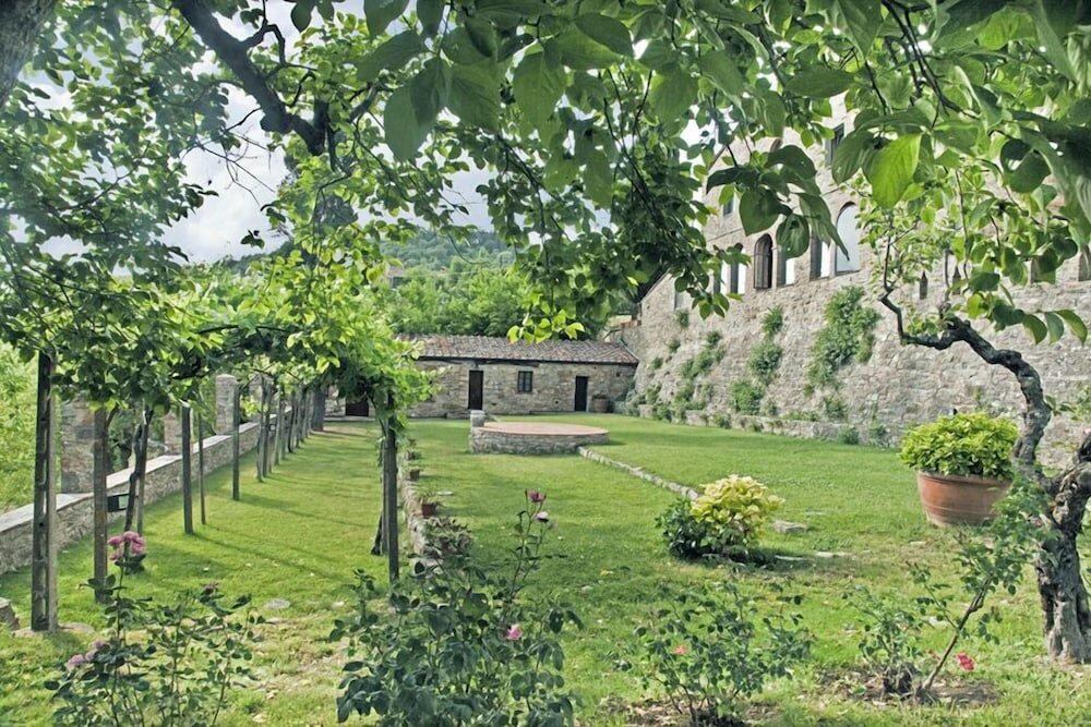 Фото Montelucci Country Resort & Agriturismo di Charme