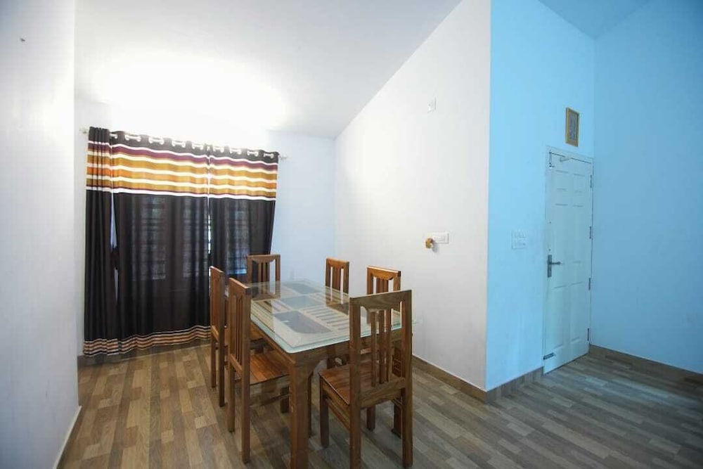 Фото B'camp Resorts & Homestays