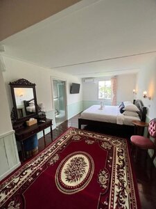 Гостиница RoomQuest Bangkok Rim Praya Dinsor Road