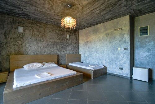 Гостиница Stone Rustic Flat w Sea View in Bar Montenegro в Баре