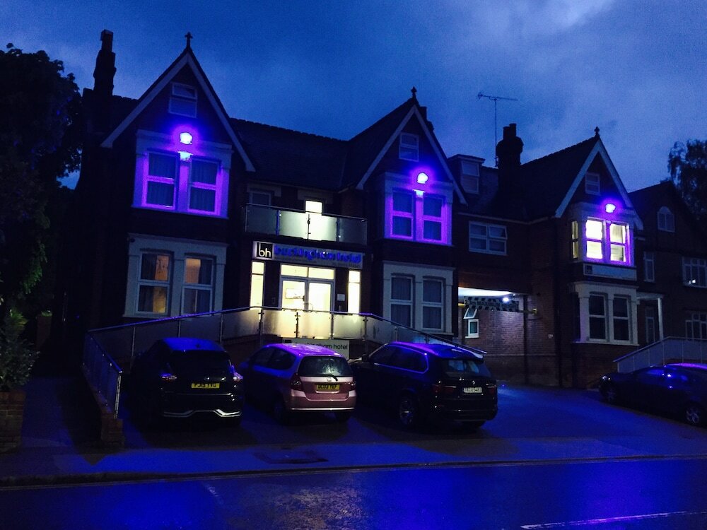 Фото Buckingham Apartment