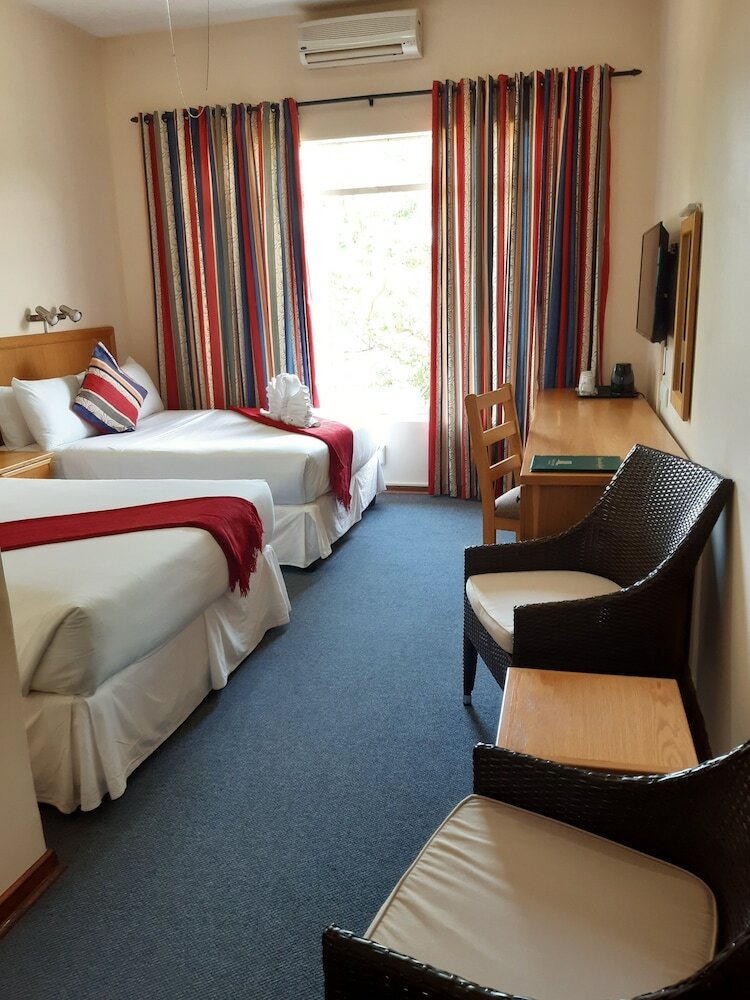 Фото отеля 3