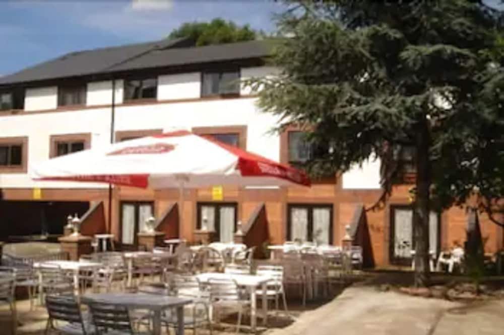 Фото Amblehurst Hotel