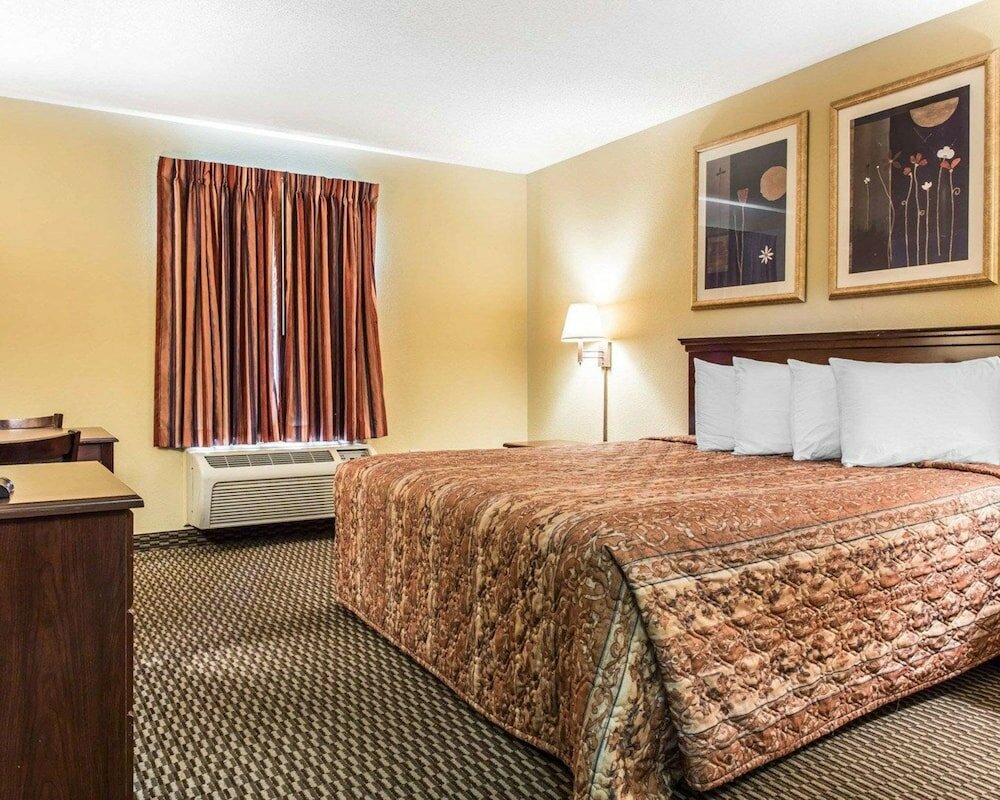 Фото Rodeway Inn