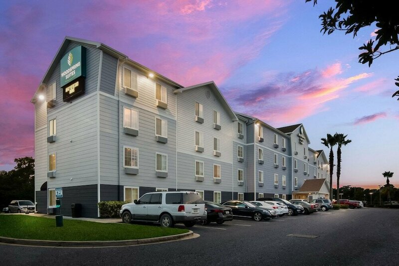 Гостиница WoodSpring Suites Jacksonville East 295 Cruise Port