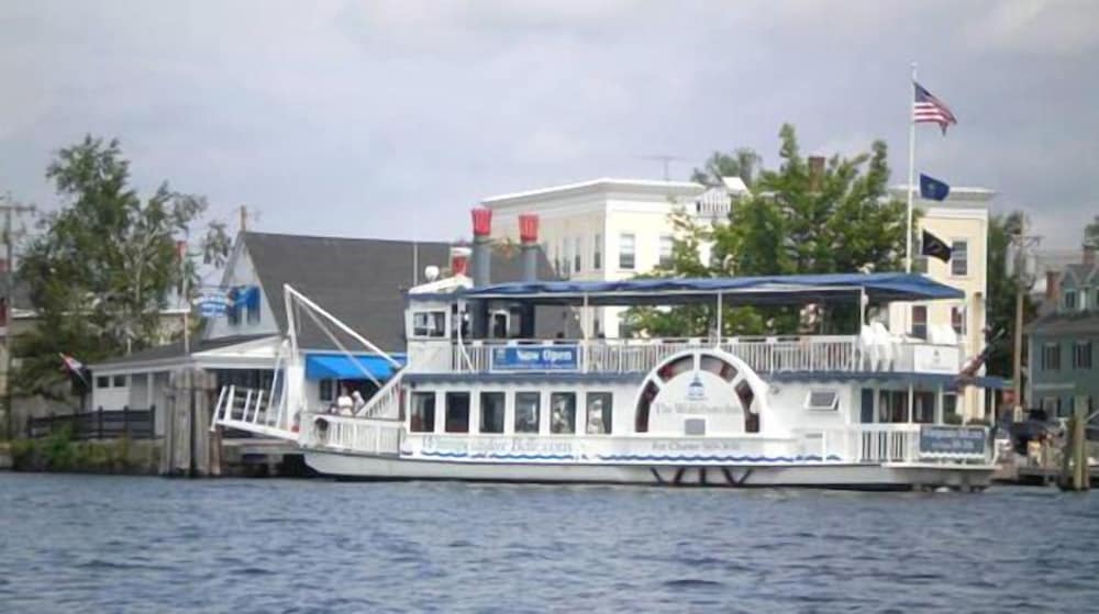 Фото The Wolfeboro Inn
