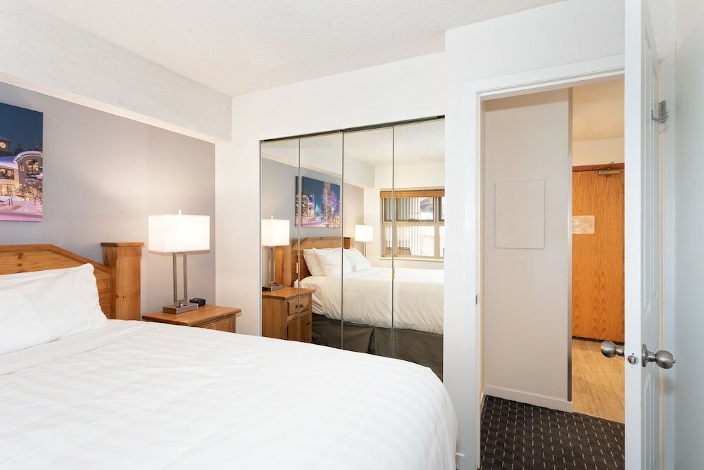 Фото Whistler Vacation Club at Lake Placid Lodge