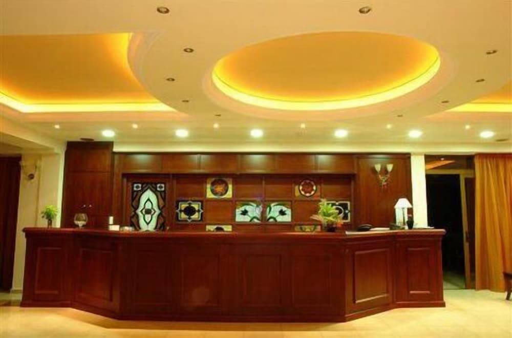 Фото Europa Beach Hotel