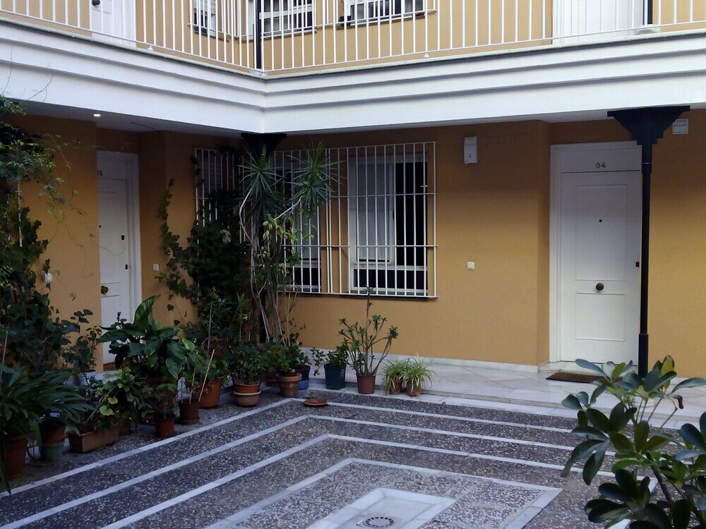 Фото Azahar Apartamentos Medina Center