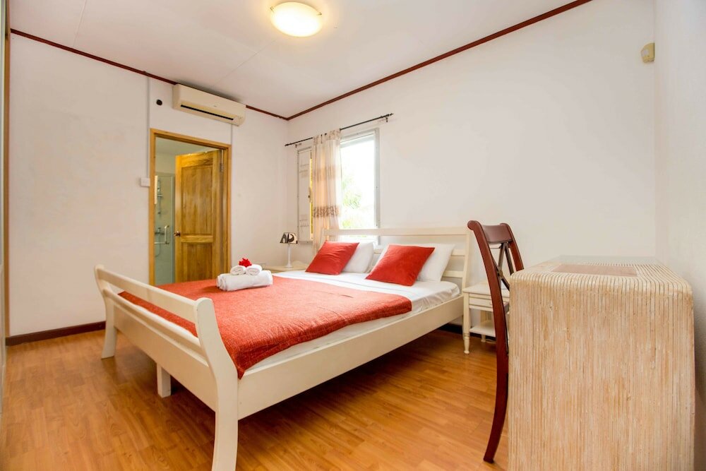 Фото The Orchard Holiday Home