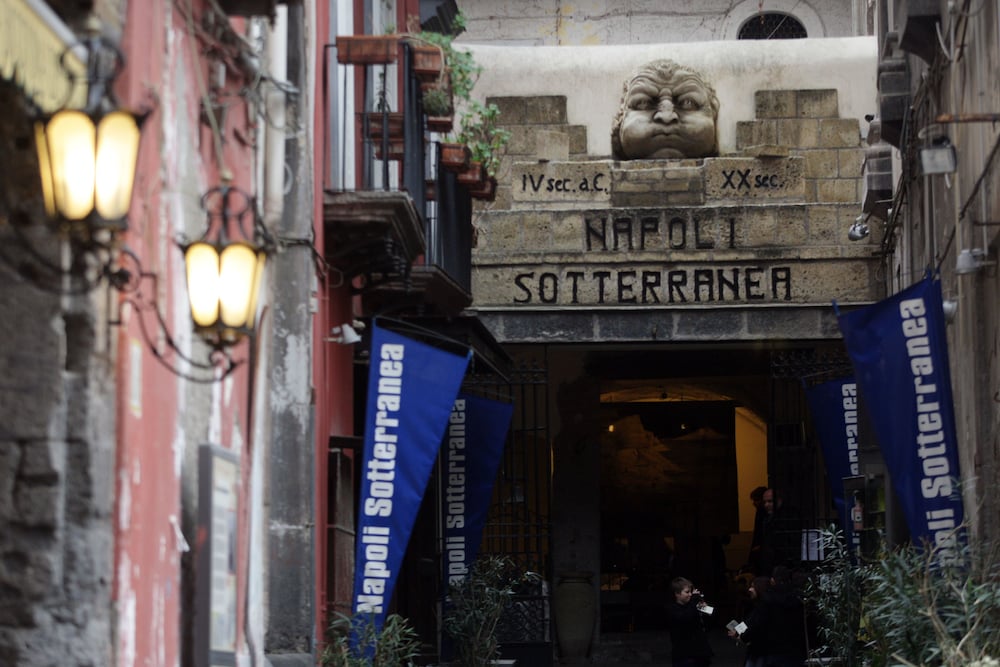 Фото B&b In giro per Napoli