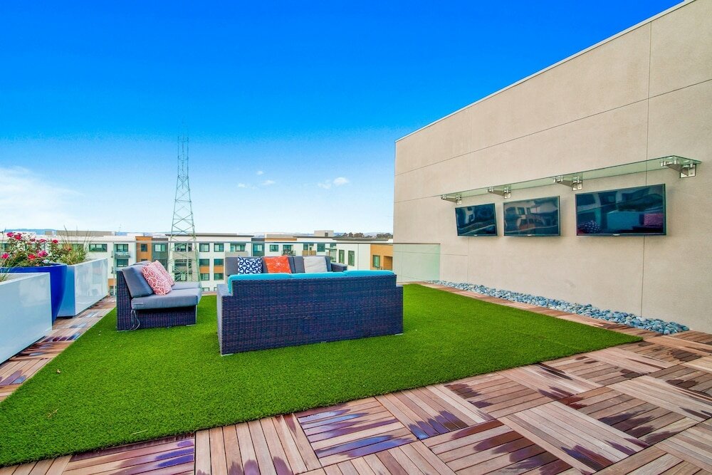 Фото Global Luxury Suites in Menlo Park