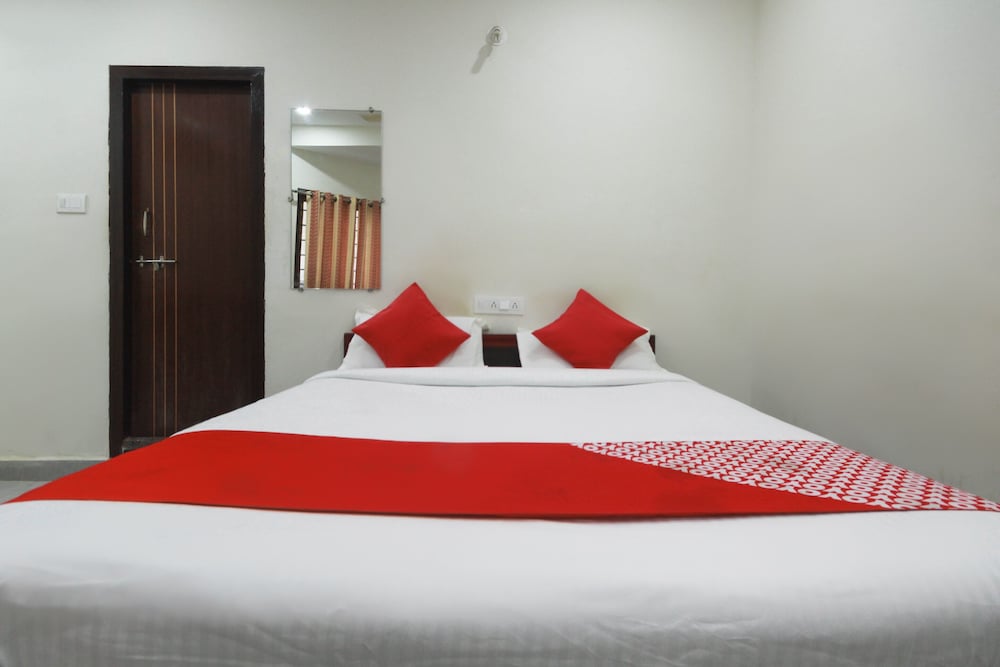 Фото Oyo 47565 Hotel Cm Residency