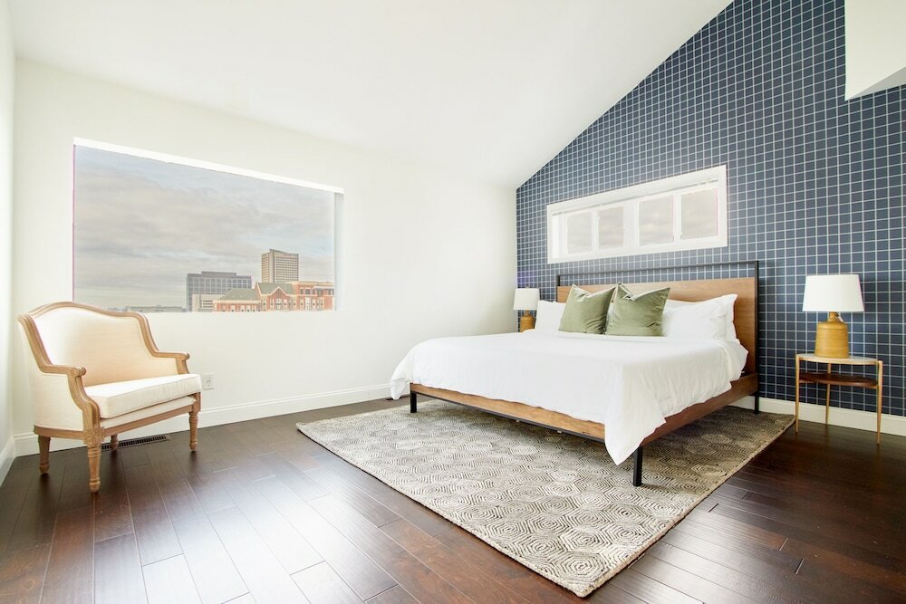 Фото Sonder Baltimore Place