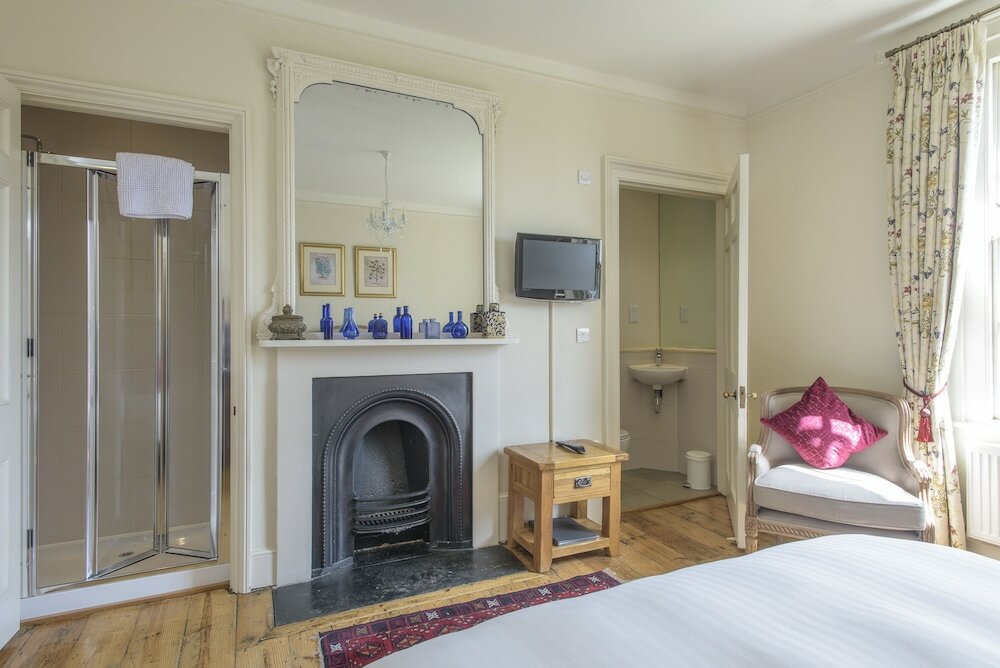 Фото Sissinghurst Castle Farmhouse