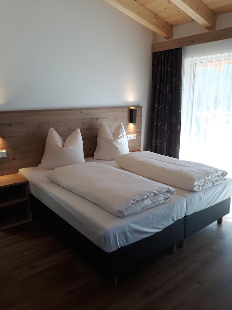 Фото Hotel Jagdhof