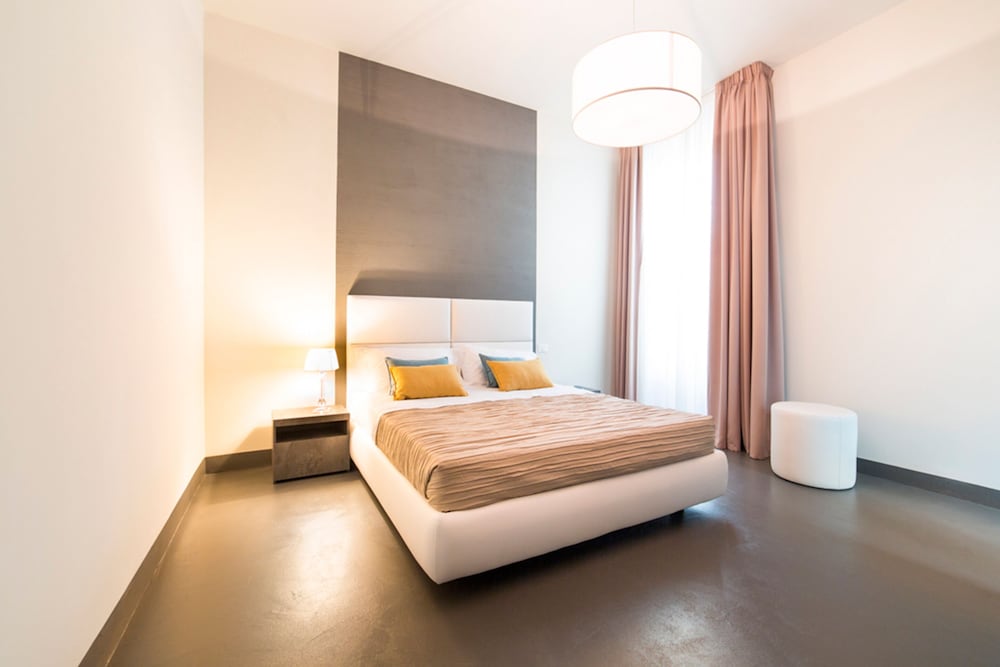 Фото Lucus Exclusive B&b