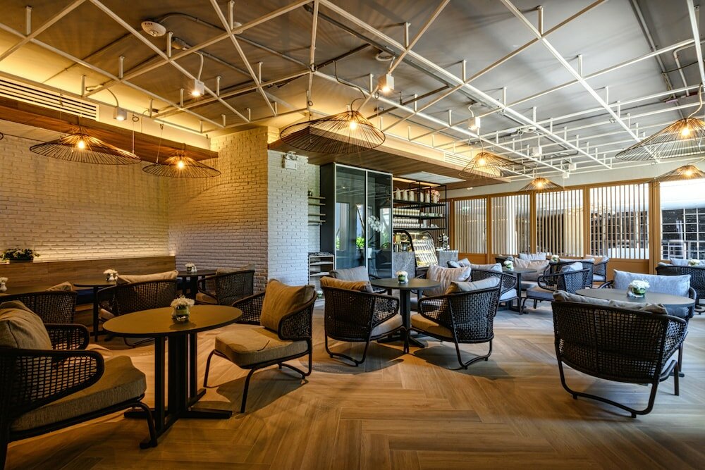 Фото Isanook Hua Hin Resort & Suites