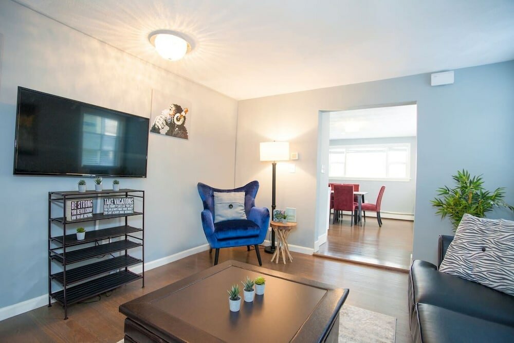 Фото Luxury Collection-4 Bedroom 3 Full-bathroom-boston