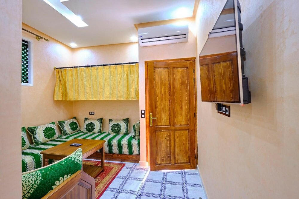 Фото Hôtel Central Palace