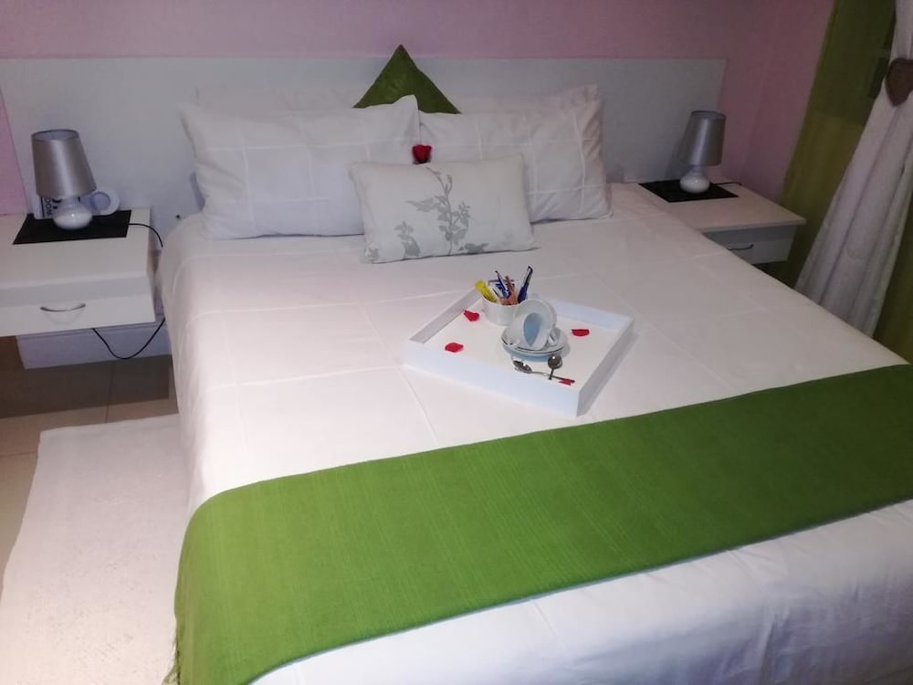 Фото King Guest Lodge