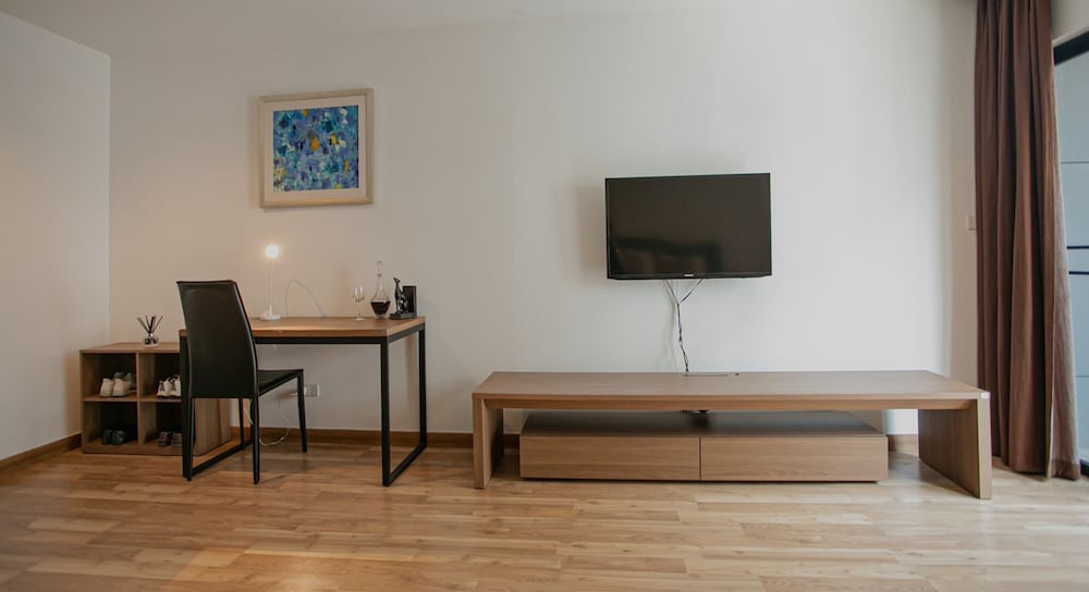 Фото The Box Residence