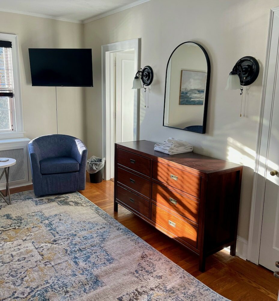 Фото Valcour Inn & Boathouse