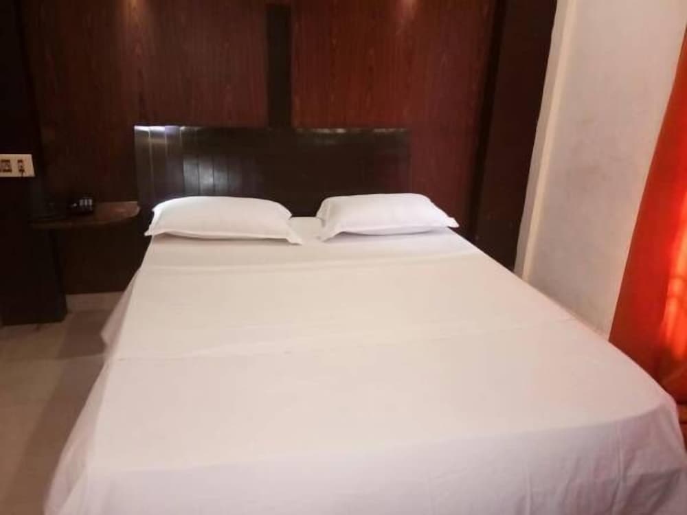 Фото Mars Executive Hotels