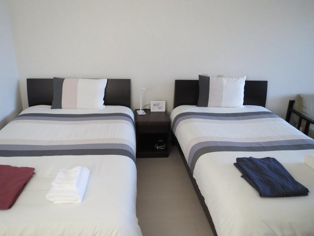 Фото Hotel Canterbury