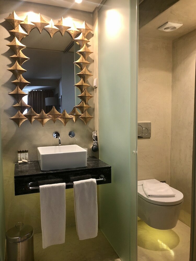 Фото Hotel Dalma Old Town