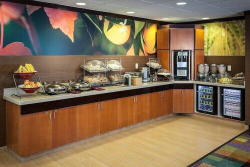 Гостиница Fairfield Inn and Suites by Marriott Anchorage в Анкоридже