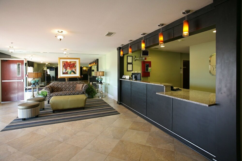 Фото Best Western Zachary Inn