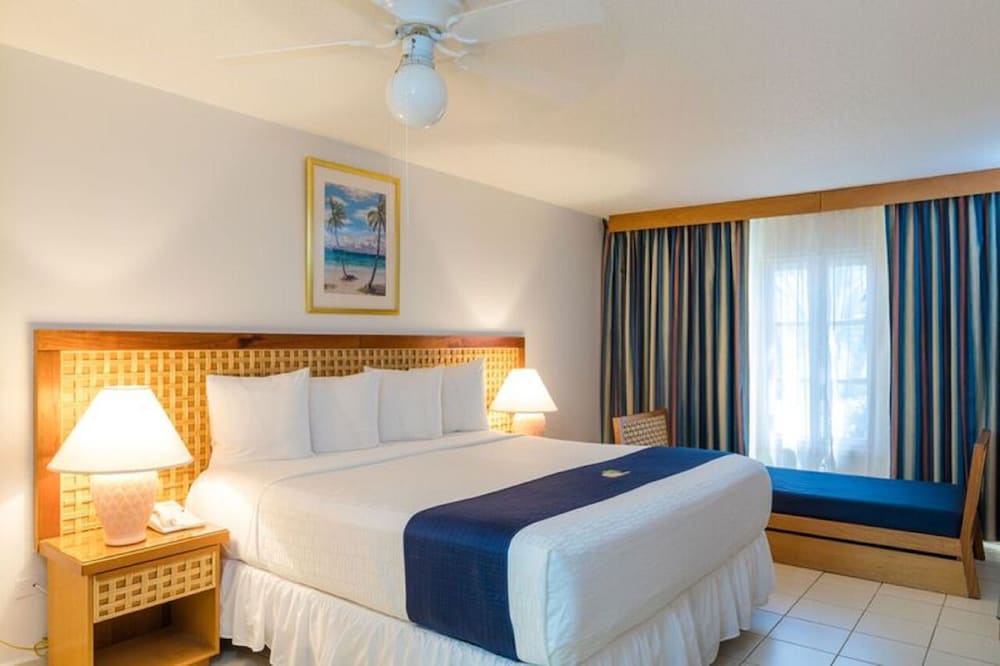 Фото Caribbean Palm Village Resort