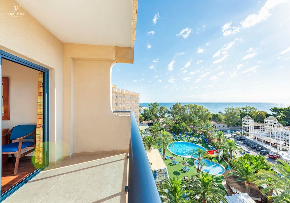 Фото Port Denia Hotel