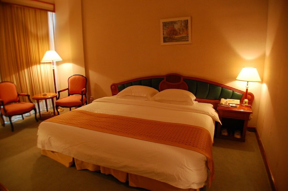 Фото Mingyuan Xindu Hotel