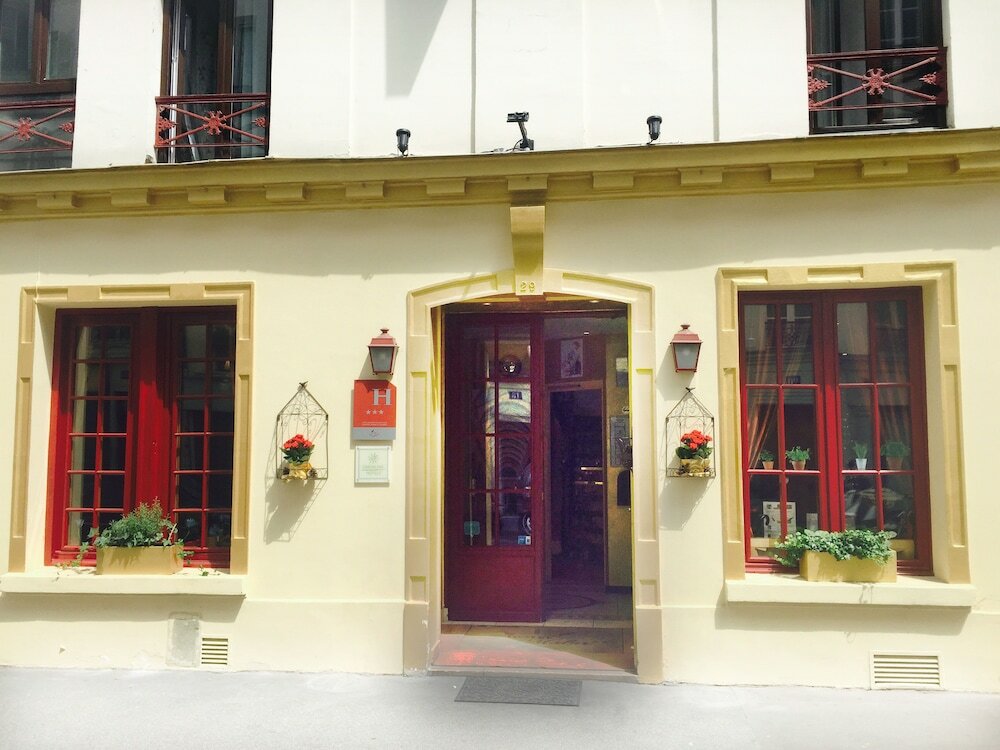 Фото отеля 3