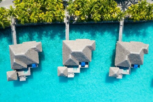 Гостиница The St. Regis Bora Bora Resort во Французской Полинезии